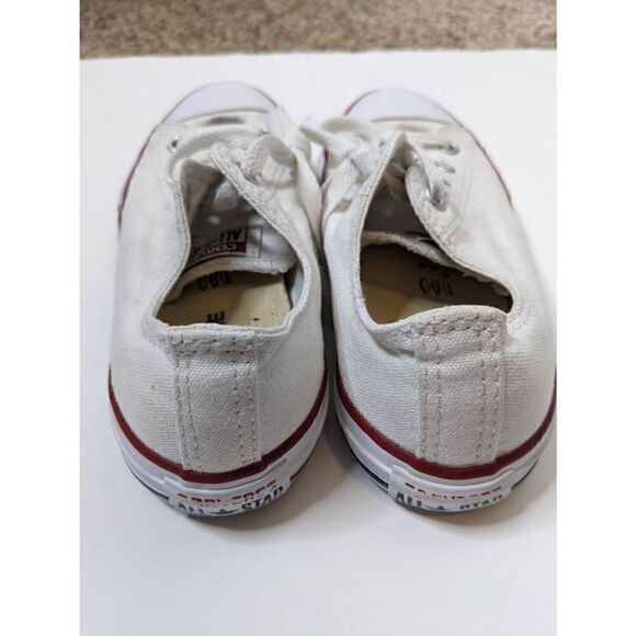 Converse Kids White Chuck Taylors 3 - Picture 3 of 11